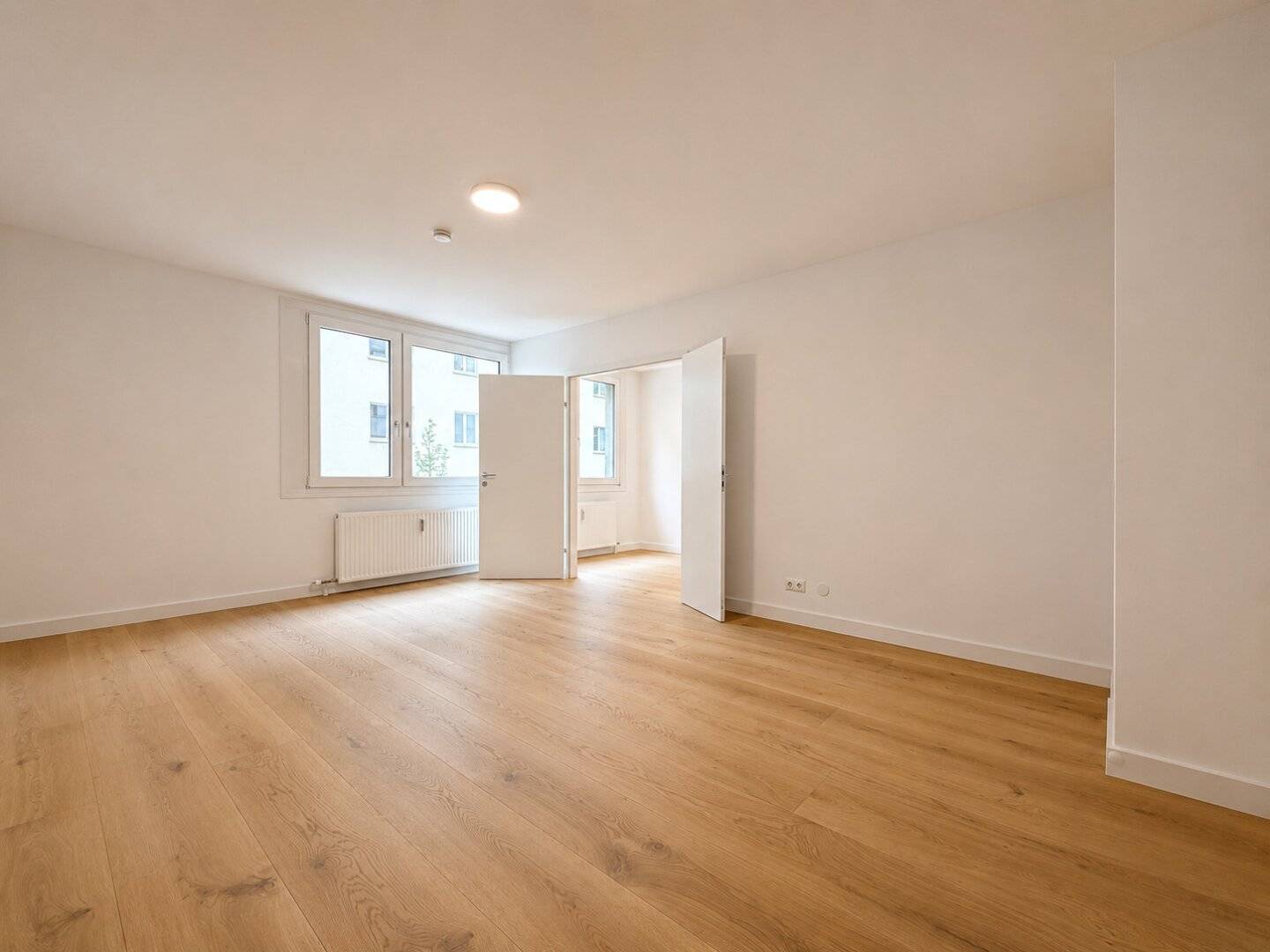 Fully renovated 3-room apartment - approx. 82 m², top location