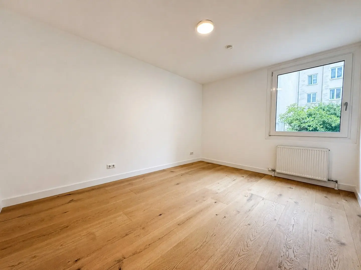 Fully renovated 3-room apartment - approx. 82 m², top location