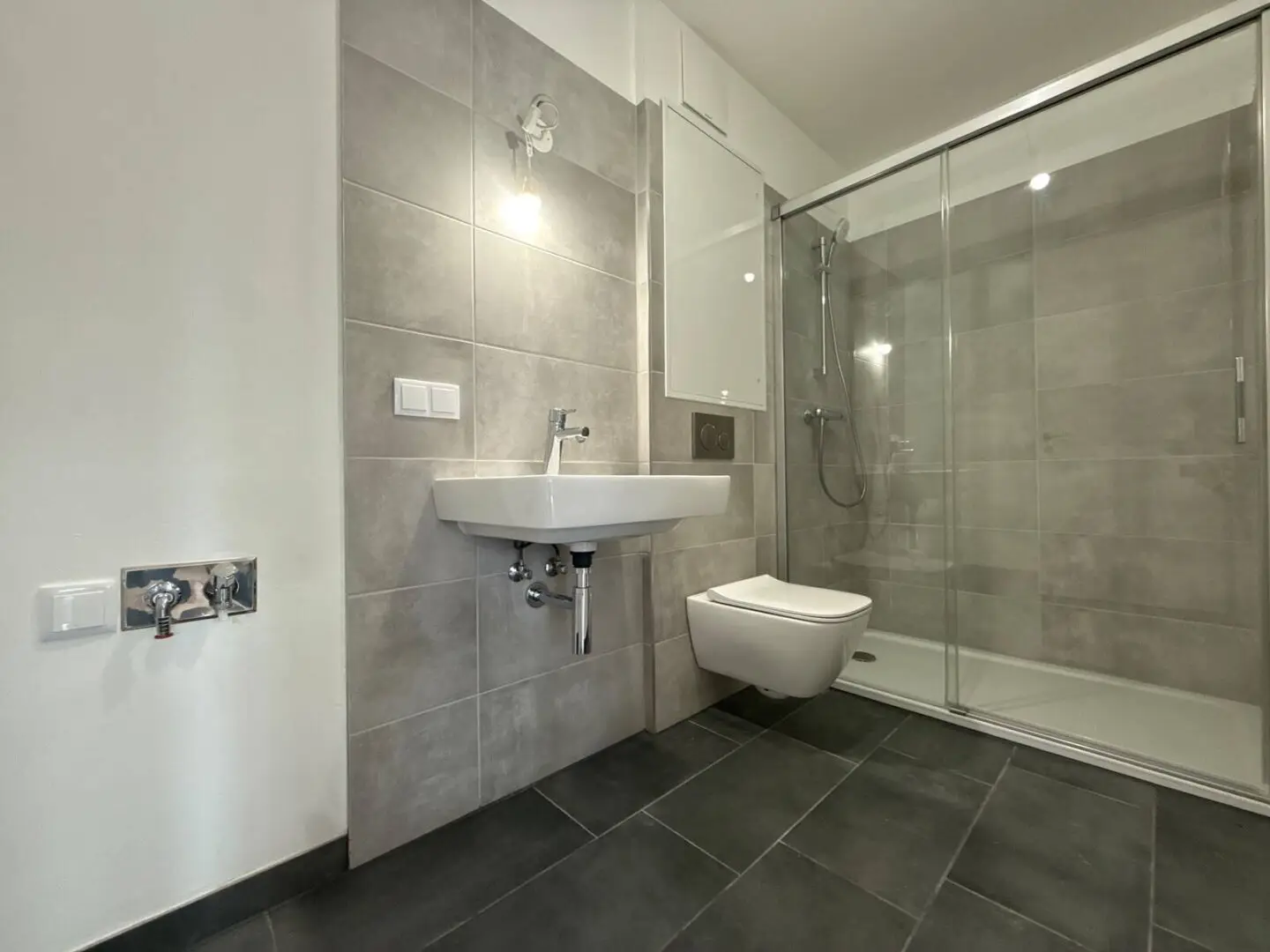 Invest for high returns. Invest with stable value. 2-room new build in sought-after Viennese location – turnkey and immediately rentable