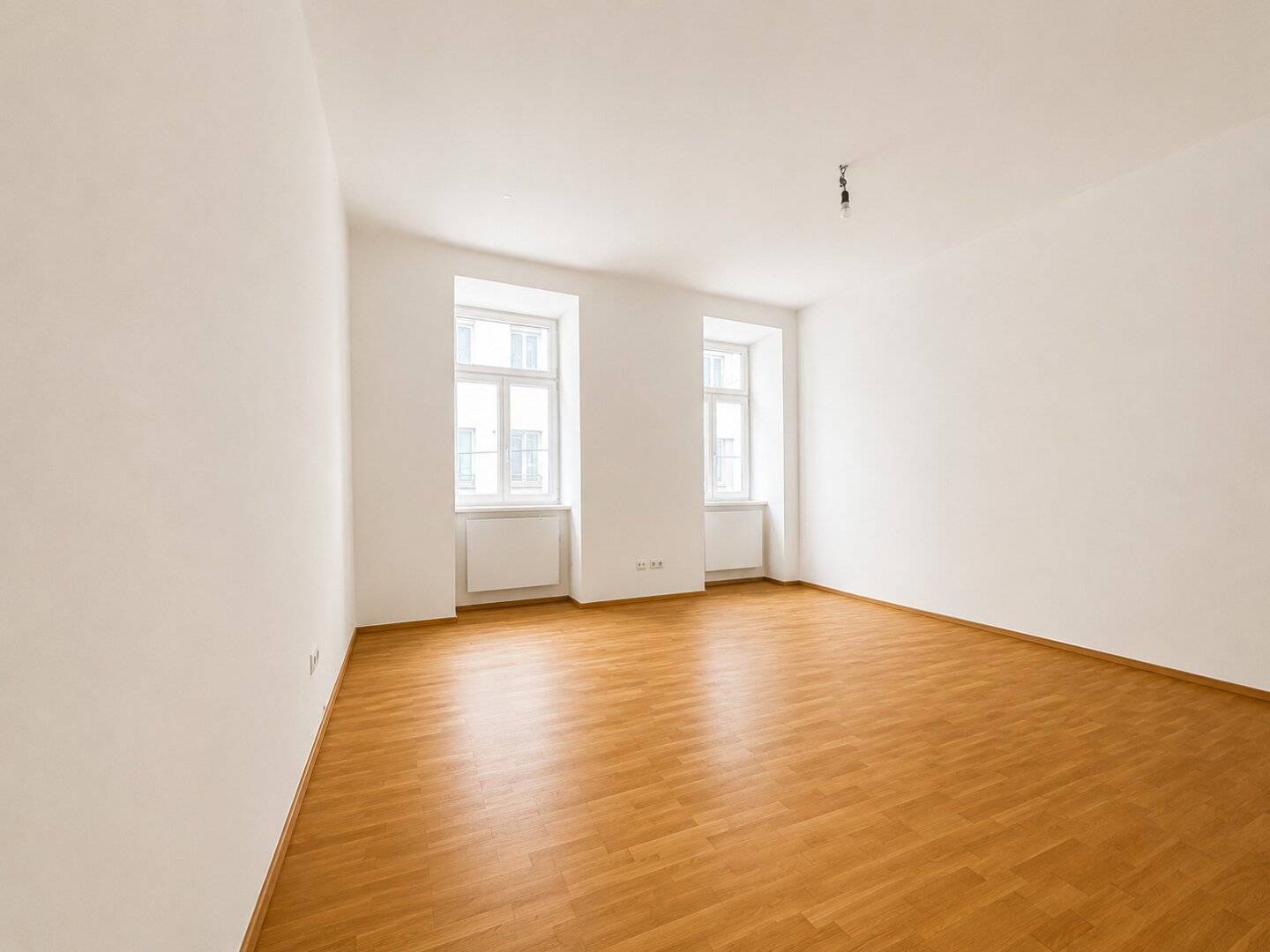 SUMMER PROMOTION | half buyer commission | until 31.08 | Living with style in Hernals – compact city apartment with ideal floor plan
