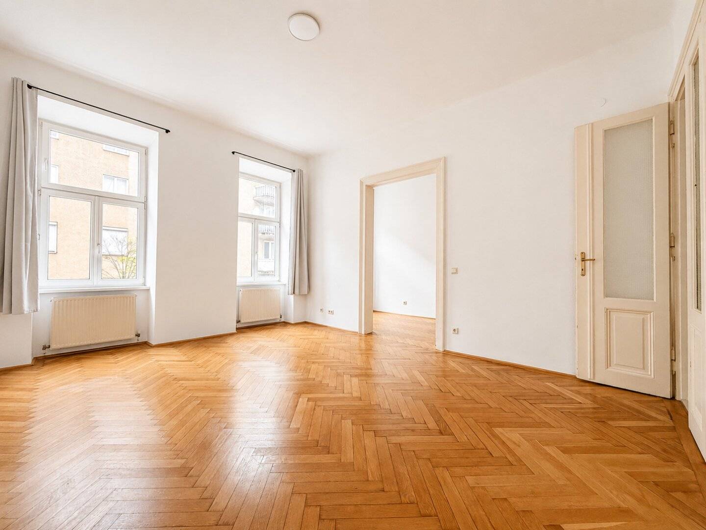 Modernized 2-room apartment in the 19th district, compact, well maintained and excellently connected