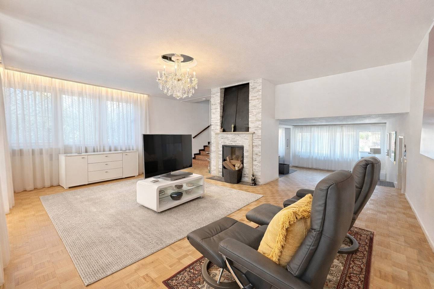 A House Full of Possibilities – Rare Opportunity in Prime Döbling Location