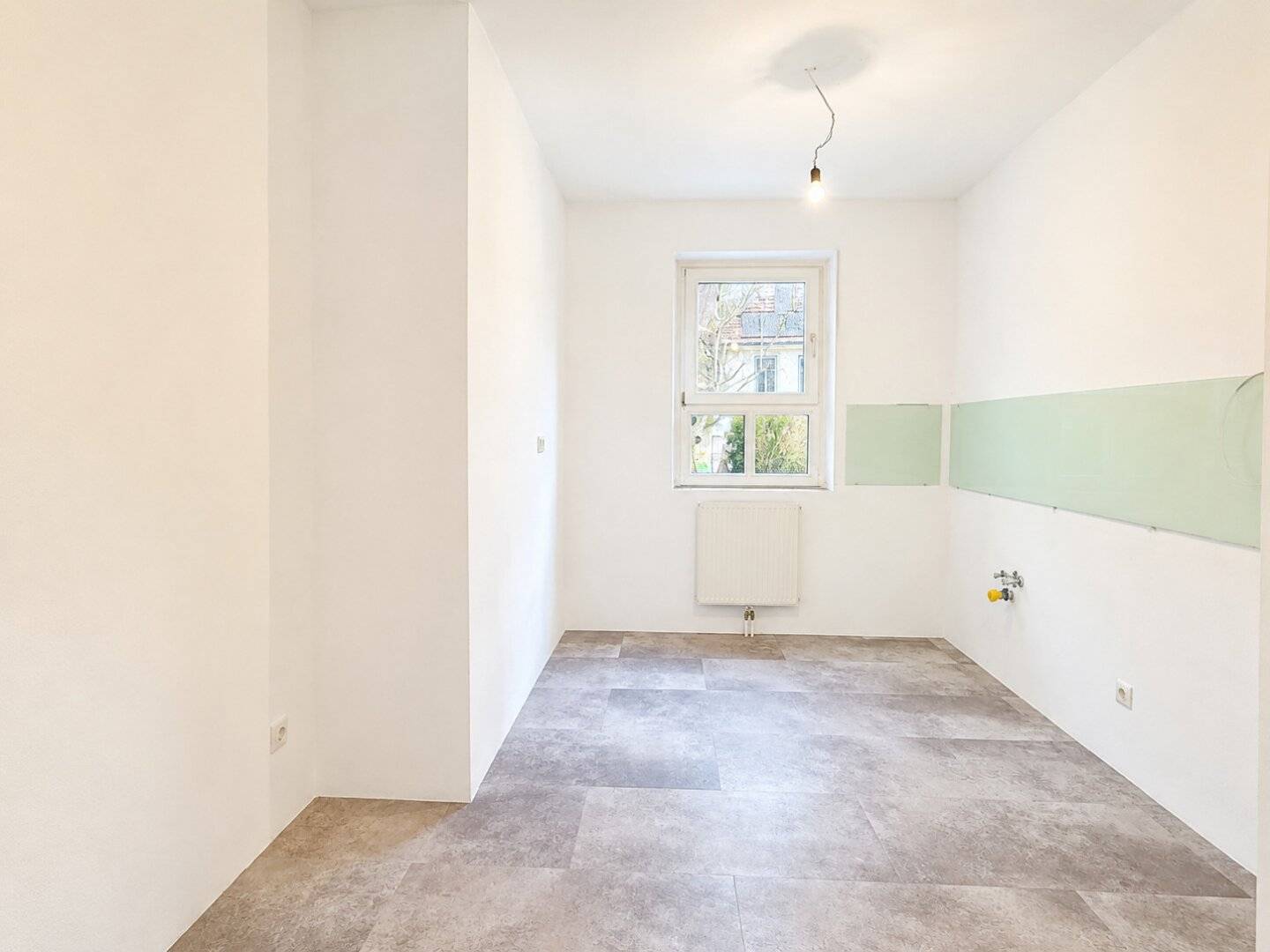 Reihenhaus in gepflegtem Zustand mit Gestaltungsmöglichkeiten: 5 Zimmer, Garten, Balkon - Ihr neuer Wohntraum!