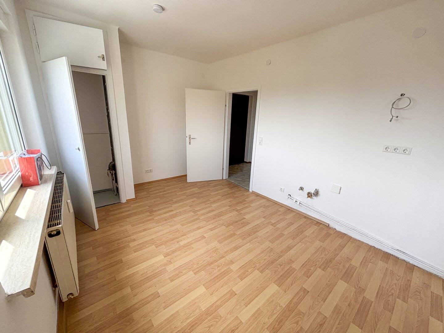 Teilsanierte Single-Wohnung in Zeltweg