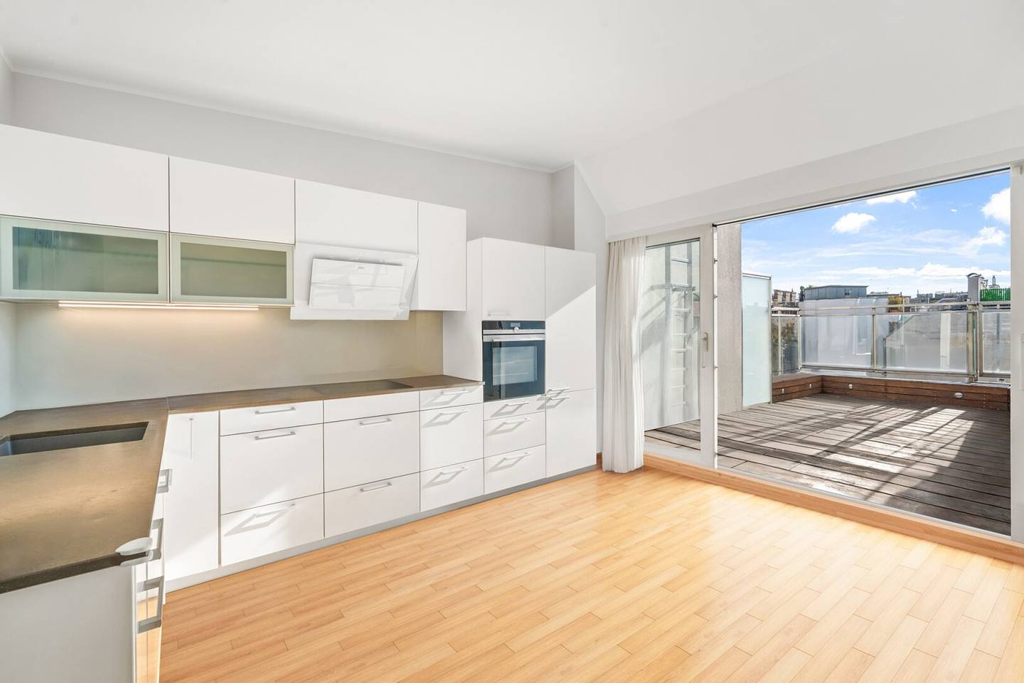 Ruheoase über den Dächern Wiens - Exklusive            4-Zimmer-Maisonette mit Terrasse