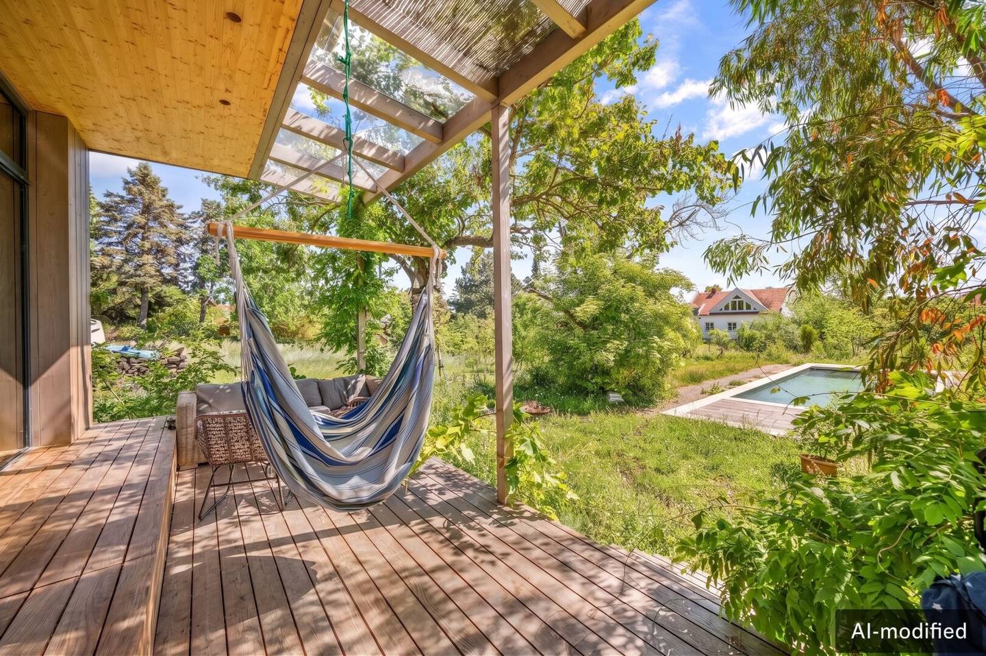 Zum Wohlfühlen: Lichtdurchflutetes Haus mit Naturpool Nahe Neusiedlersee