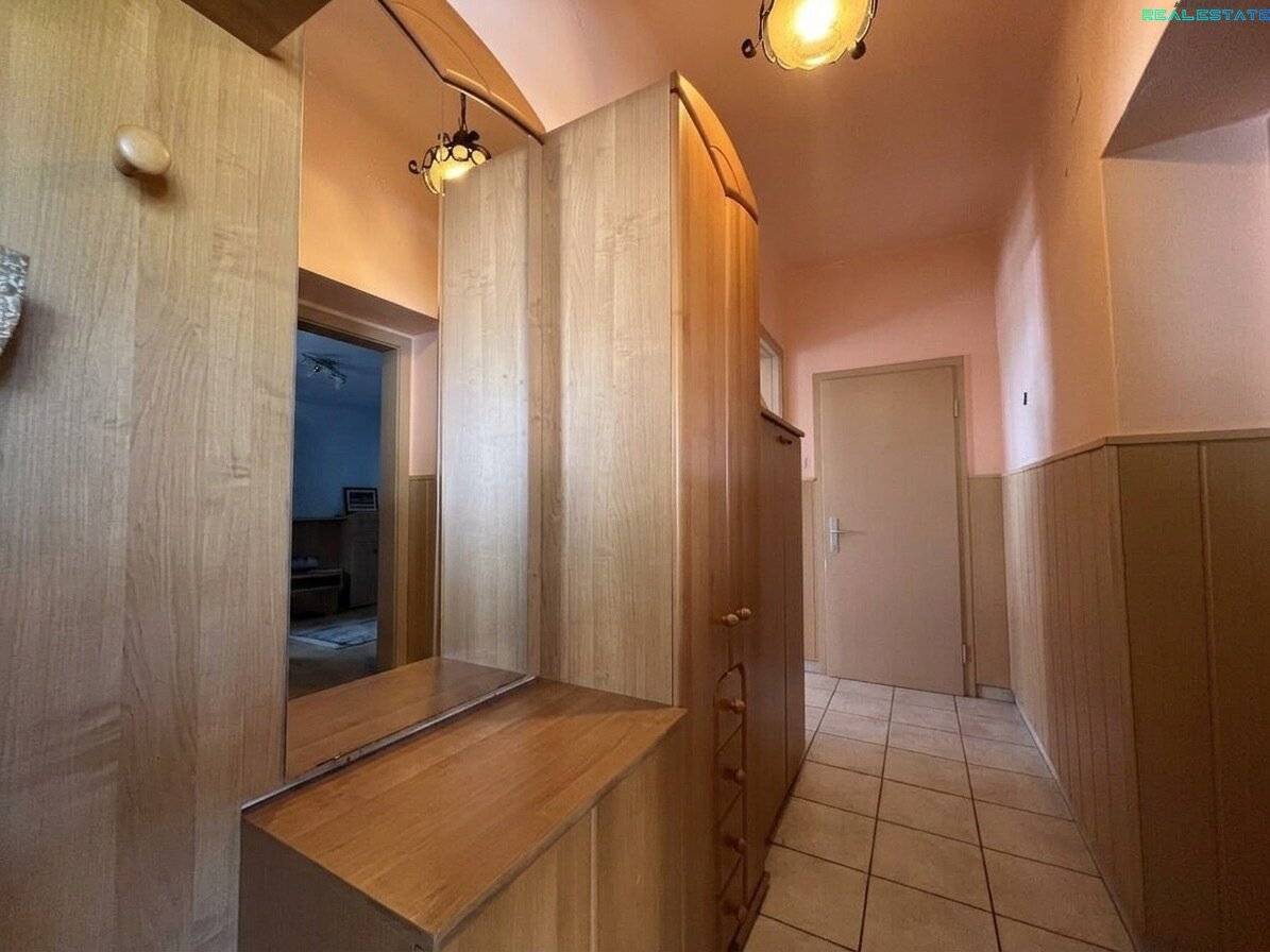 Charmantes 3-Zimmer-Einfamilienhaus mit Garten & Garage in Ernstbrunn um 190.000 €