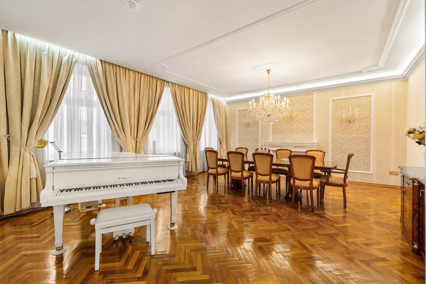 Exklusives Wiener Stadthaus mit 420m² Wohnfläche: Purer Luxus im Westen von Wien