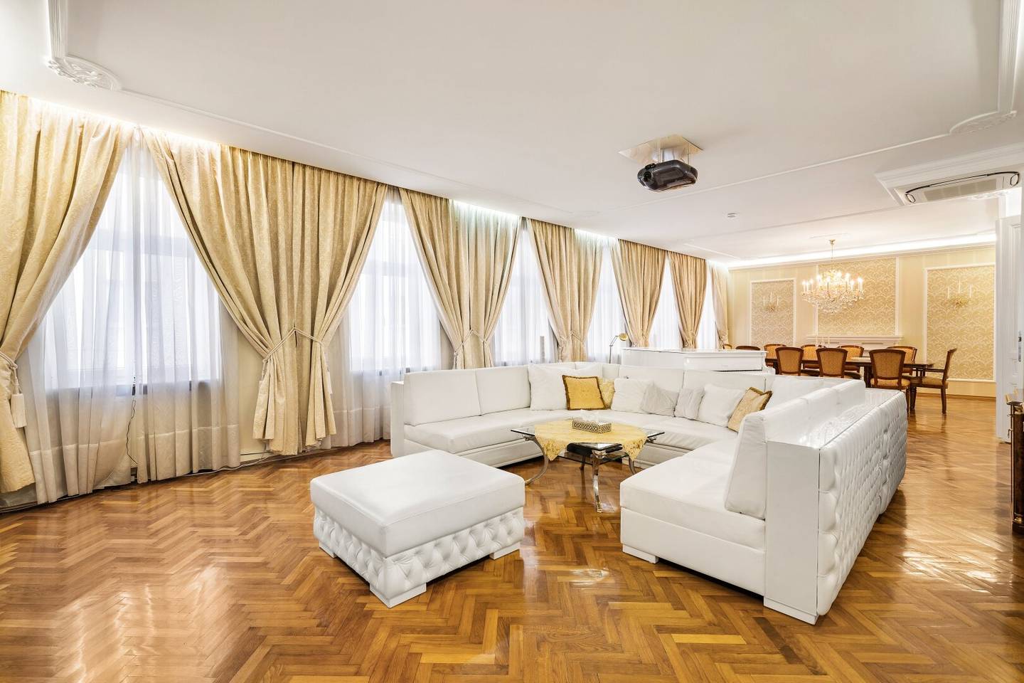 Exklusives Wiener Stadthaus mit 420m² Wohnfläche: Purer Luxus im Westen von Wien