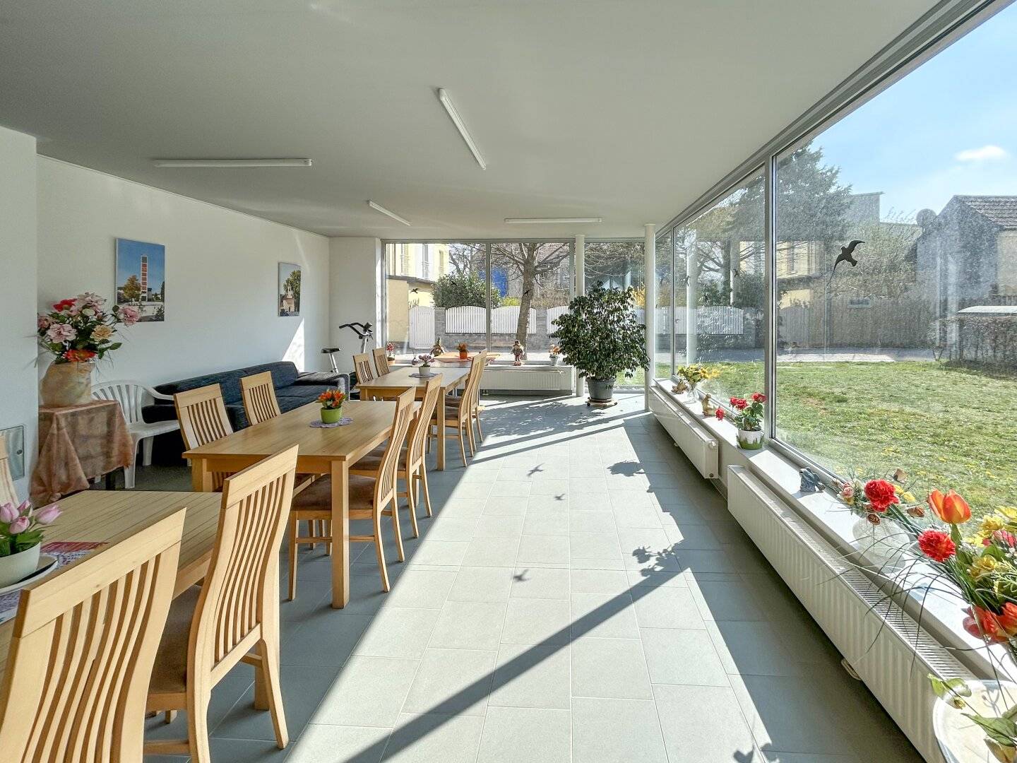Beautifully renovated senior apartment to feel at home
