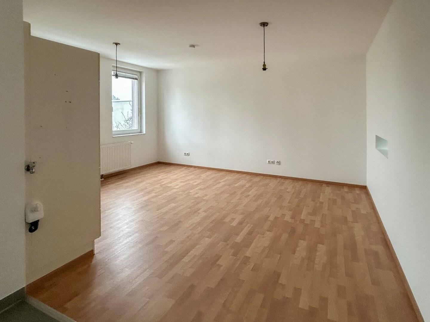 NEU: Teilsanierte Seniorenwohnung mit Wohlfühlfaktor