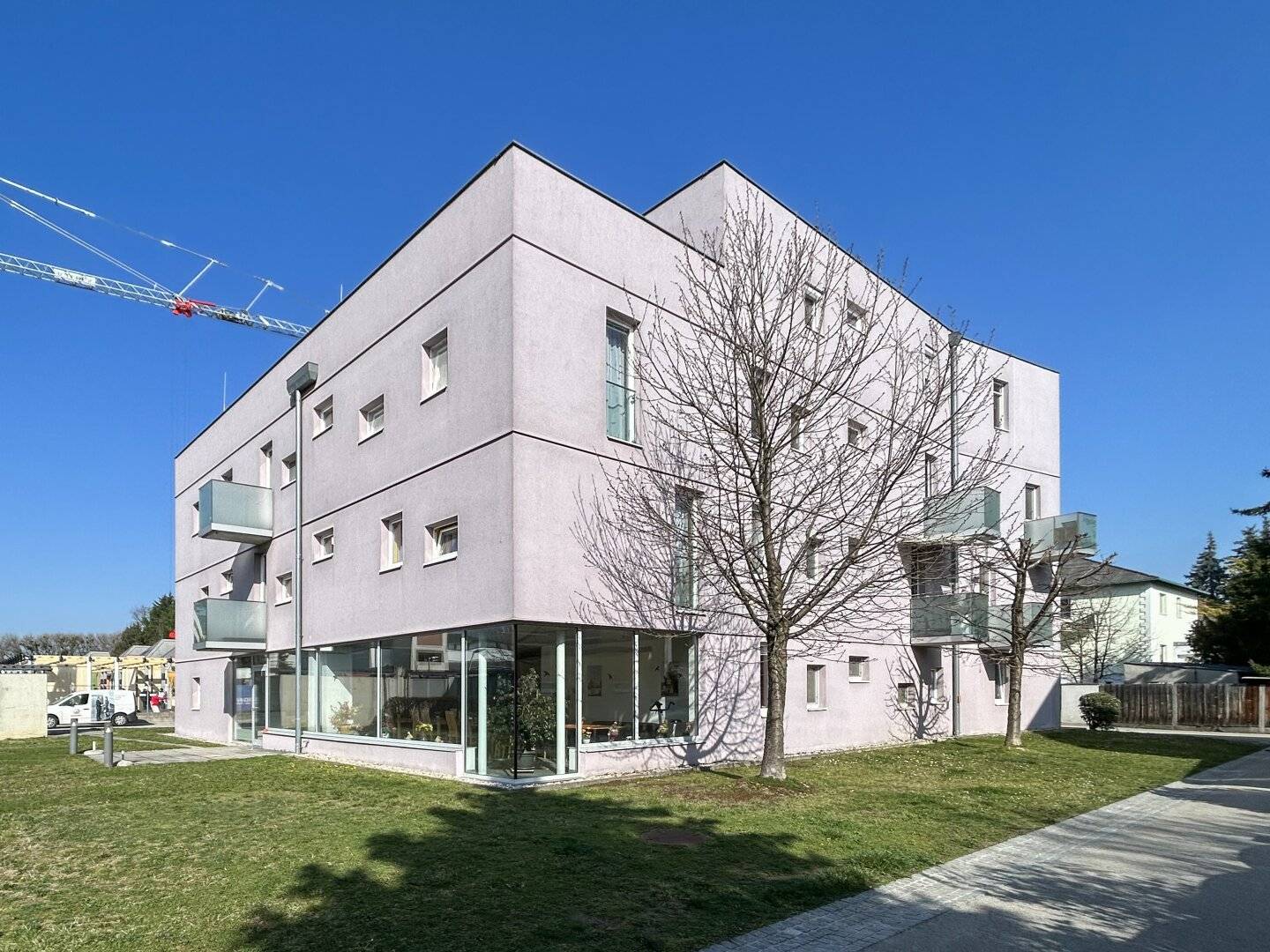 Beautifully renovated senior apartment to feel at home