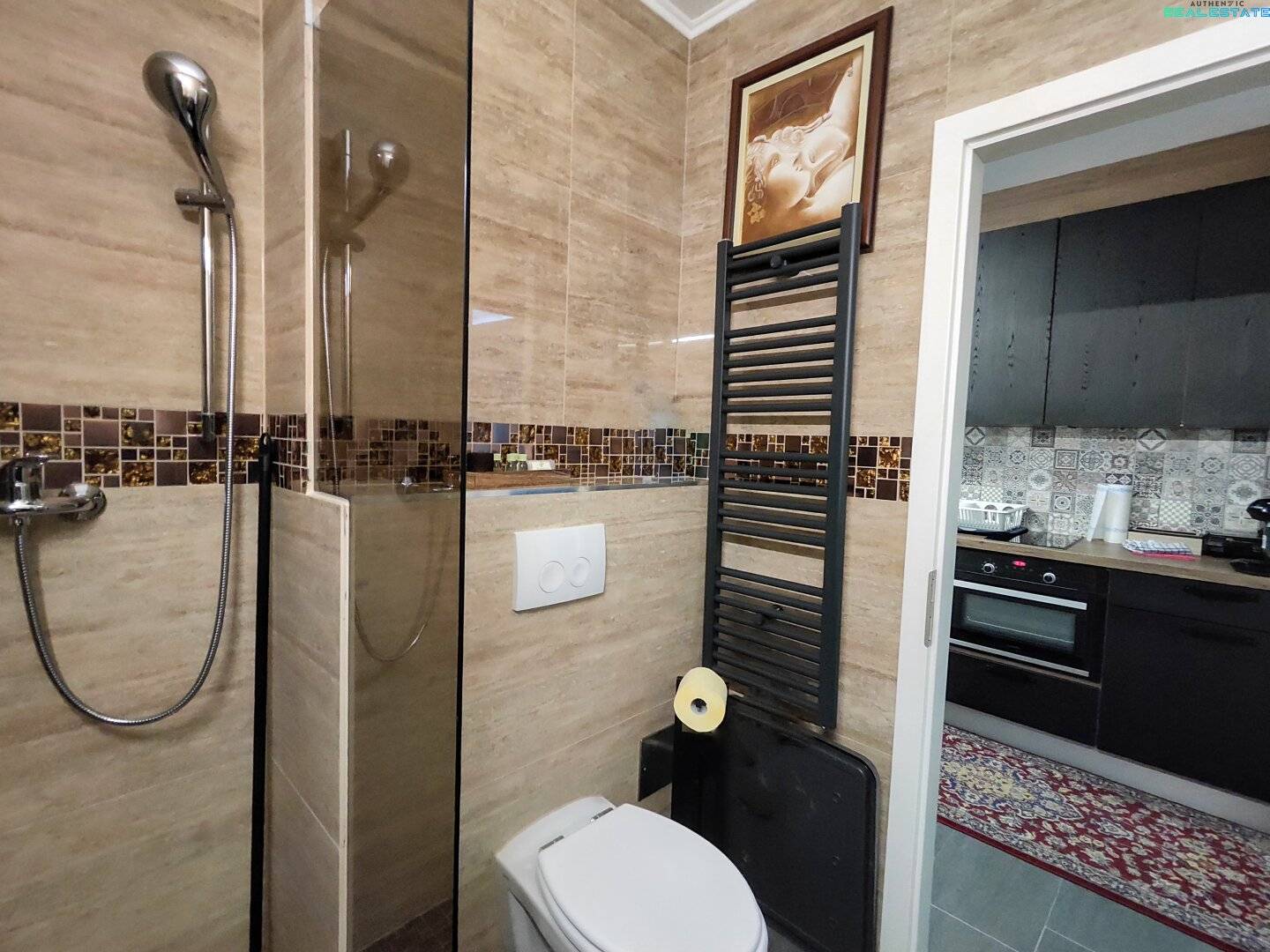 Traumhafte Ferienwohnung in St. Urban: 2 Zimmer mit Balkon & Pool für 160.000 €!