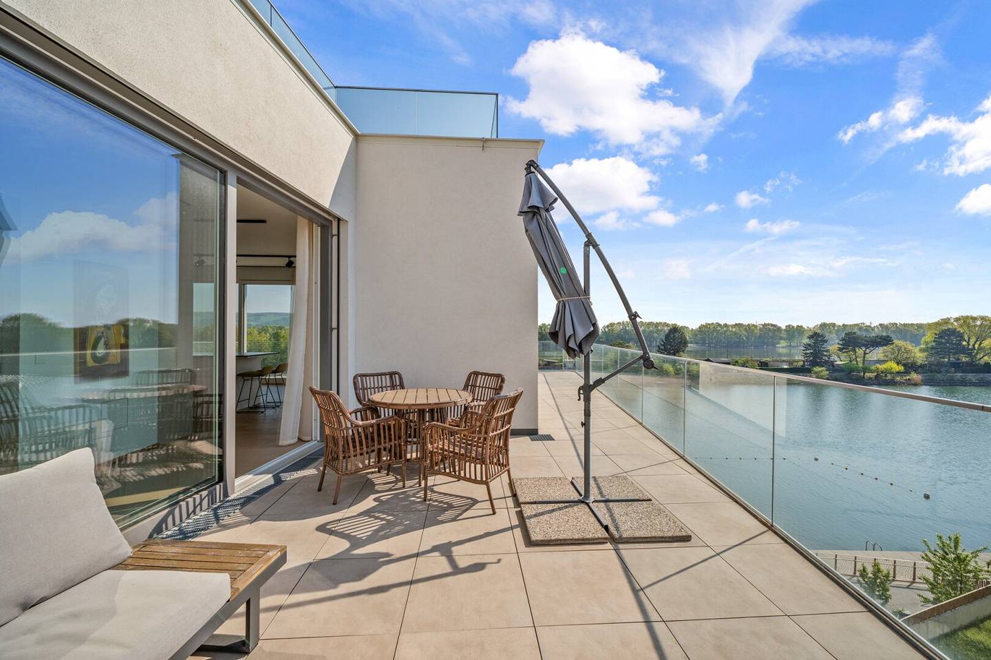 Penthouse-Residenz der Extraklasse – Leben in unvergleichlicher Harmonie mit Wasser und Natur