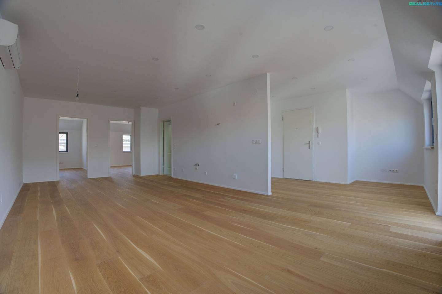 Erstbezug in Floridsdorf - Sanierter Altbau - 3 Zimmer