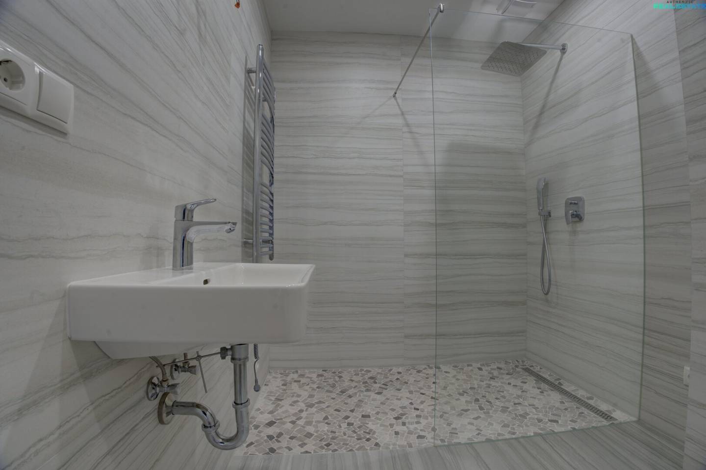 Erstbezug in Floridsdorf - Sanierter Altbau - 3 Zimmer