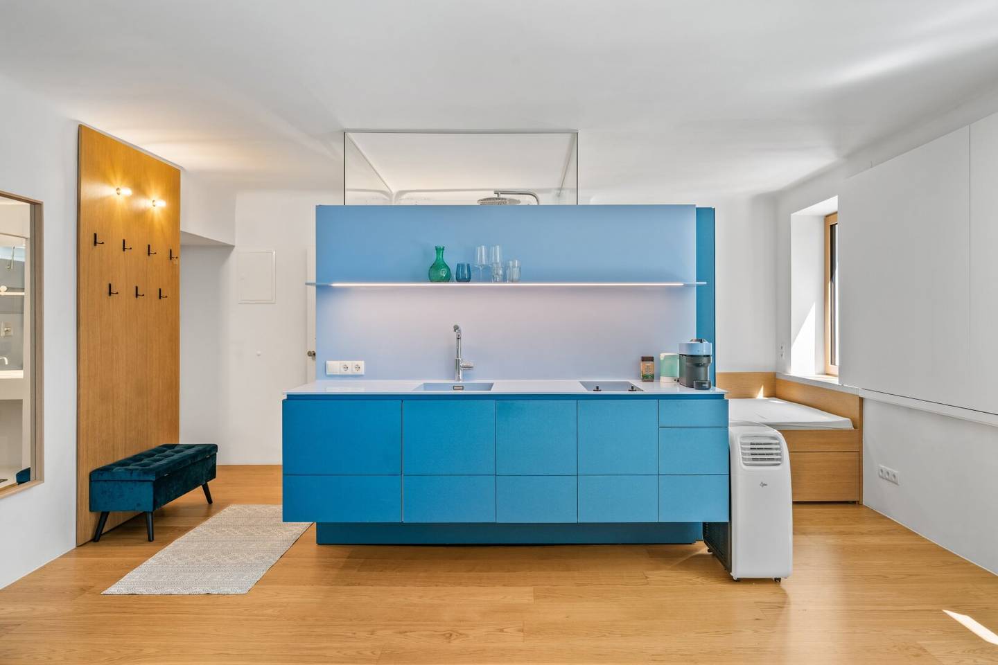 Nahe Innenstadt: Möbliertes Designer-Apartment in ruhiger Lage