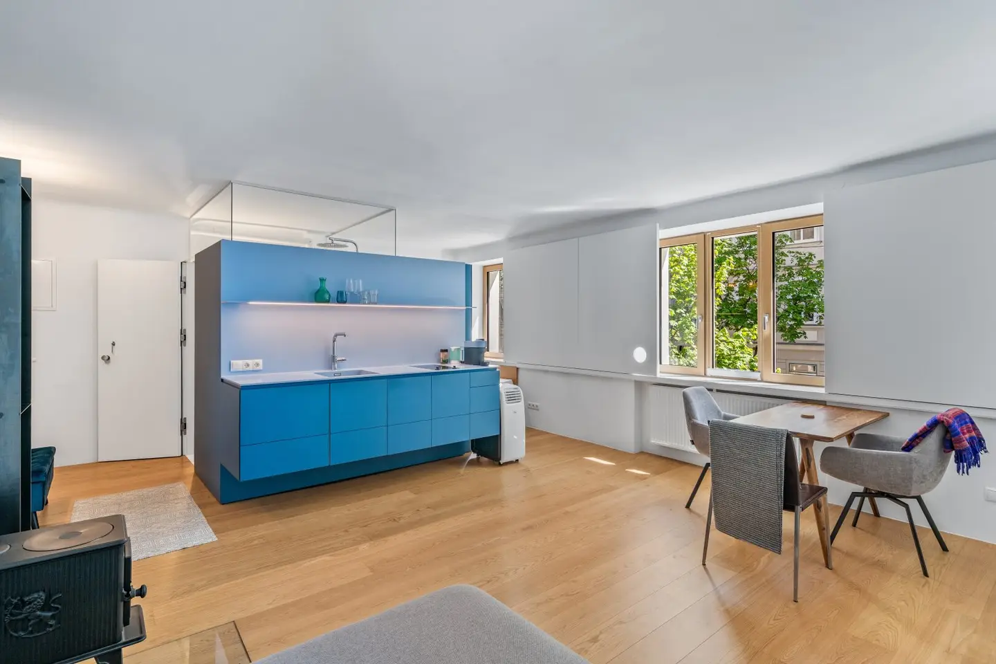 Nahe Innenstadt: Möbliertes Designer-Apartment in ruhiger Lage
