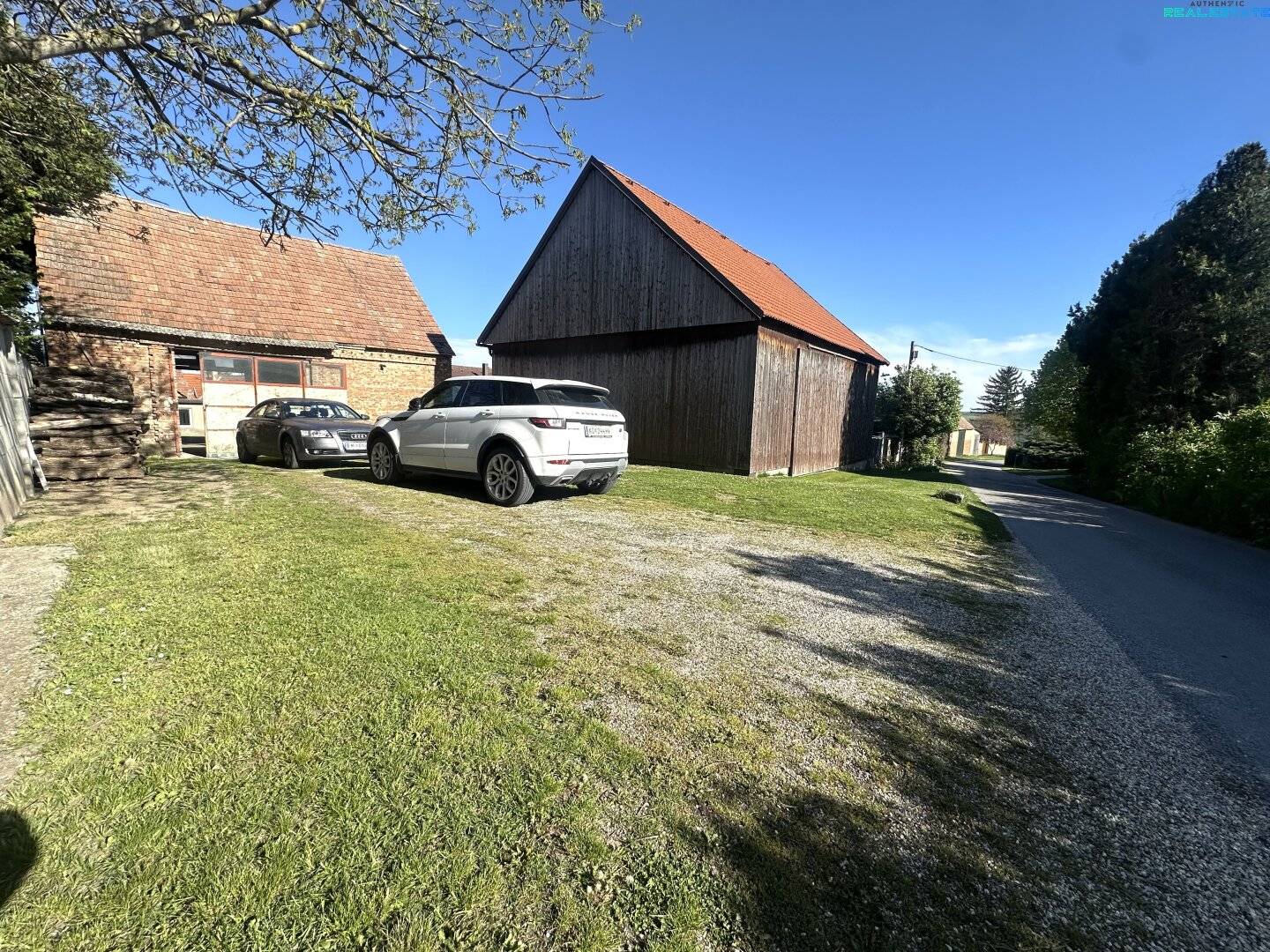 Idyllisches Einfamilienhaus mit Werkstatt/ Garage!