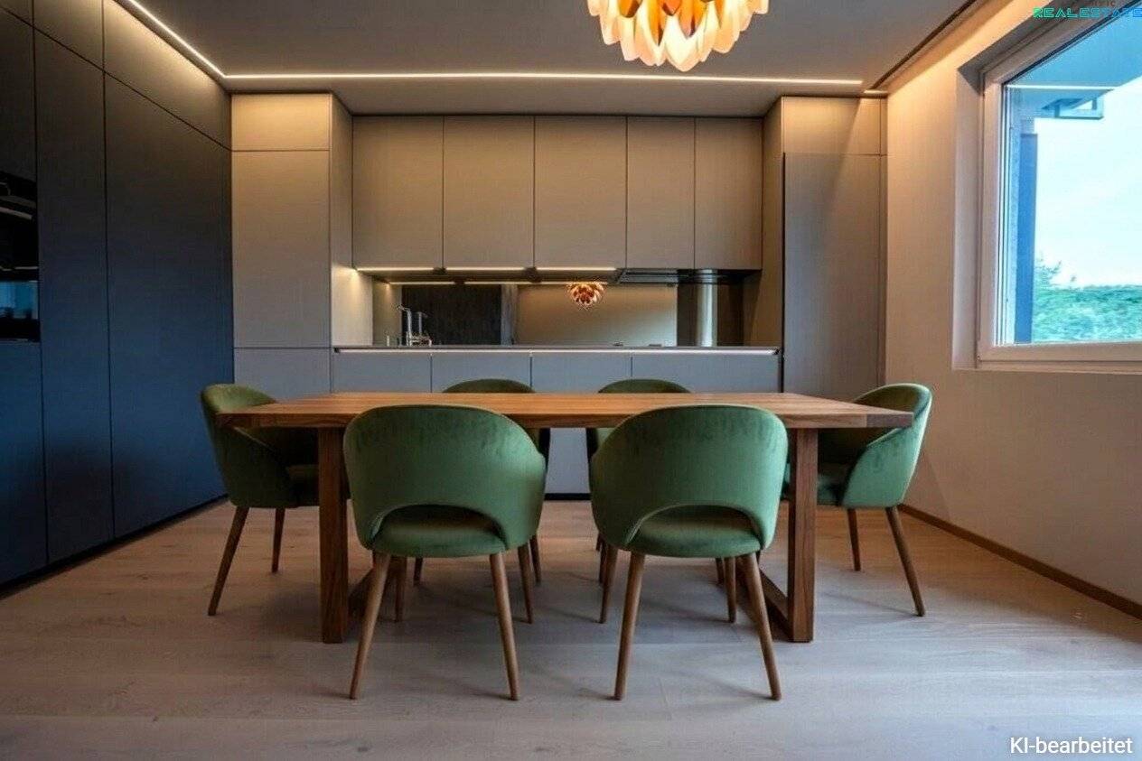 Urbane Designerwohnung mit allem was das Herz begehrt - Maßeinbaumöbel, Klimaanlage, Solarpaneele, und vieles mehr.
