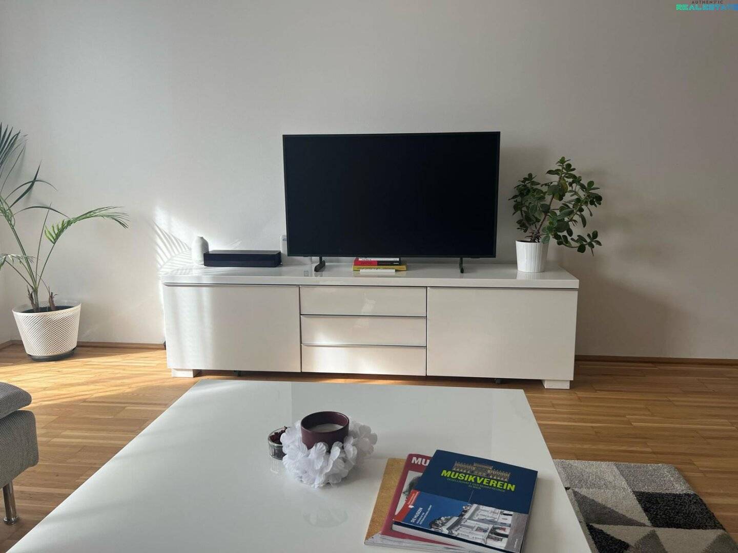 Neuwertige 2-Zi-Wohnung mit Balkon in Oberlaa – Top Lage!