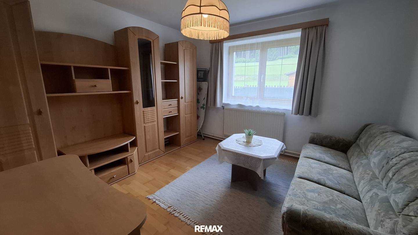 Naturnah wohnen: Klassisches Einfamilienhaus mit Garten und Doppelgarage in 3664 Martinsberg