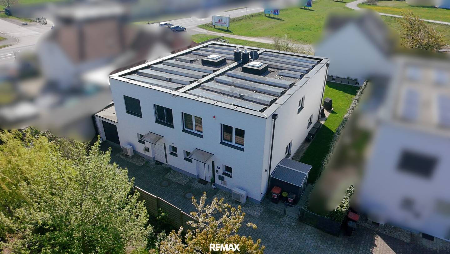 Ihr neues Zuhause in St. Georgen: Charmantes Reihenhaus mit Garten und Terrasse