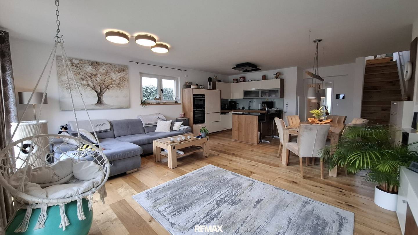 Ihr neues Zuhause in St. Georgen: Charmantes Reihenhaus mit Garten und Terrasse