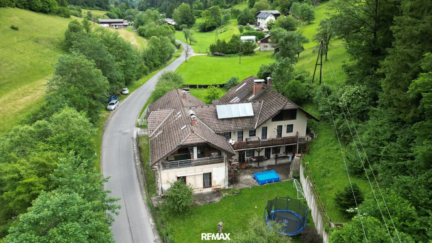 Mehrfamilienhaus in Wiesenbach mit 4 Wohneinheiten und Potenzial