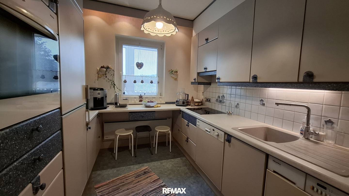 3-Zimmer-Eigentumswohnung mit Balkon - Attraktives Wohnen in Rabenstein