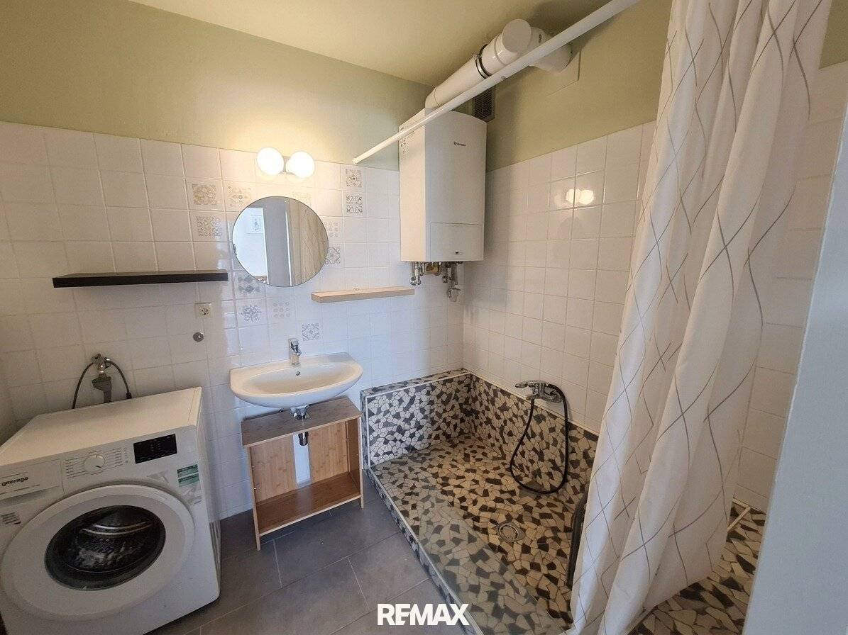 Charmante 2-Zimmer-Wohnung mit großem Balkon in ruhiger Lage von Pottenbrunn