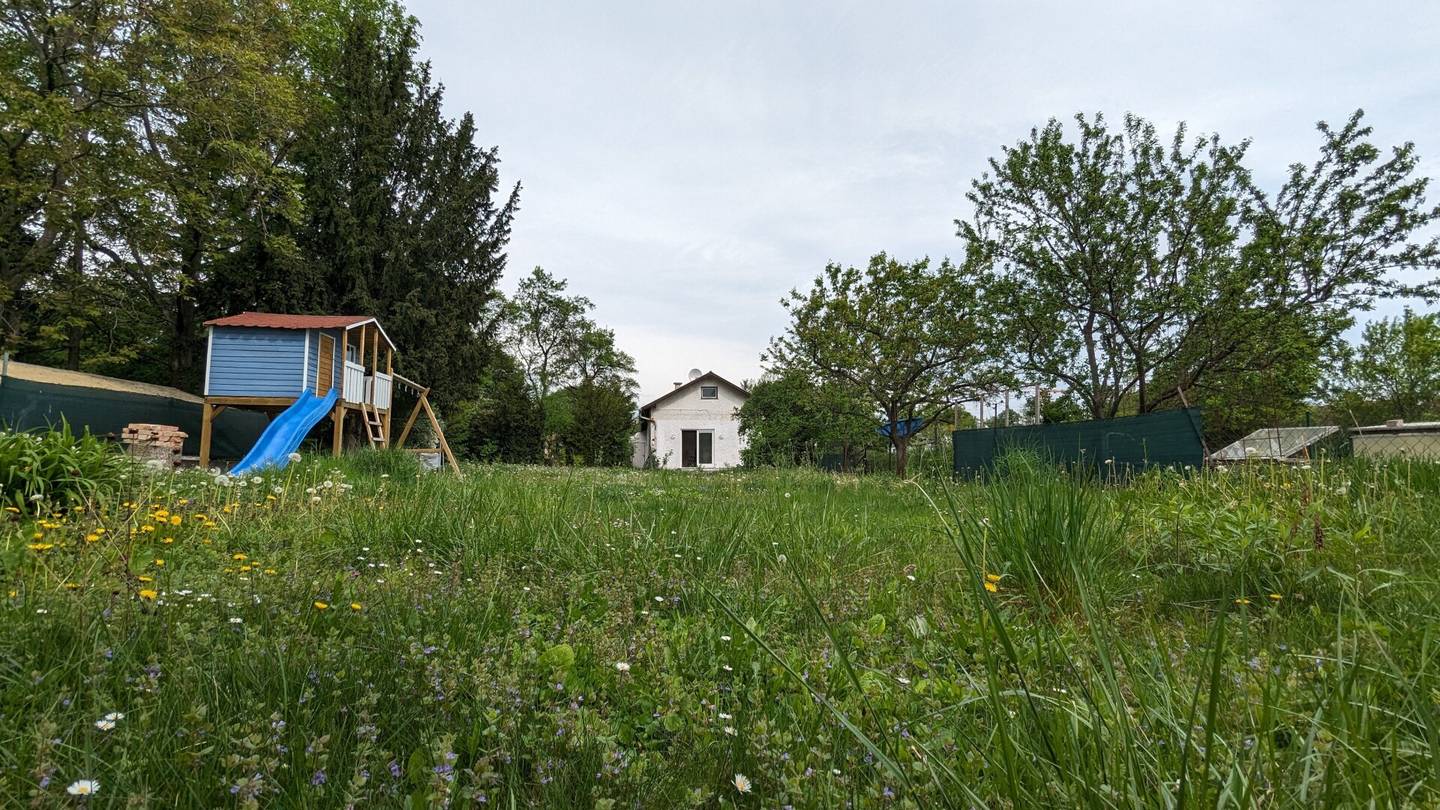 Bad Vöslau! Baugrundstück zum Kauf mit großem Garten!