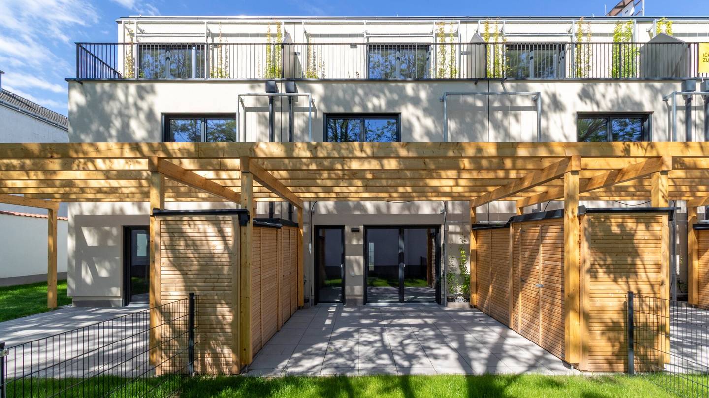 *SOMMERAKTION* JETZT 5% sparen! Exklusive Reihen- und Doppelhäuser am idyllischen Hunyadi Park mit Blick in den Park im ALTORT MARIA ENZERSDORF!