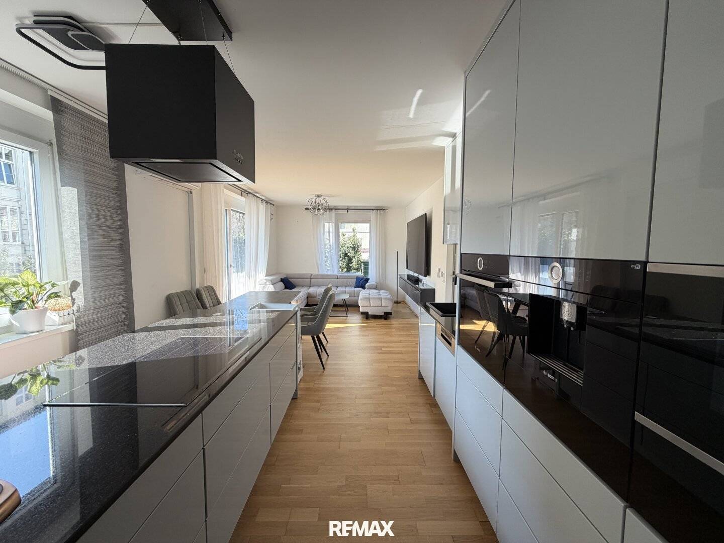 Urbanes Wohnen mit Garten, Terrasse & Tiefgarage in zentraler Lage von St. Pölten