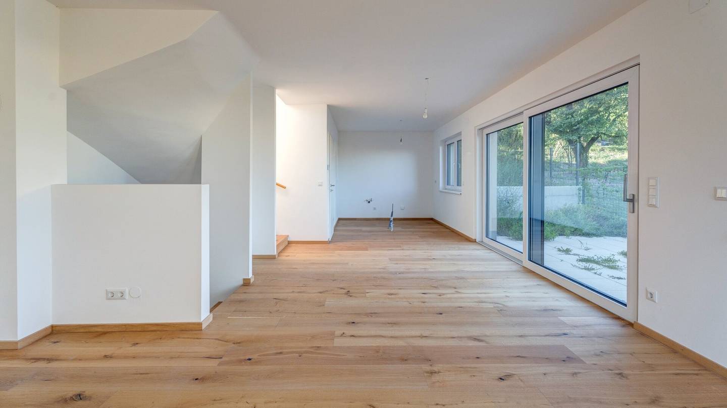 Nur noch 3 Häuser verfügbar - Moderne Doppelhaushälfte in Hagenbrunn – 4 Zimmer, Garten, Dachterrasse & Keller