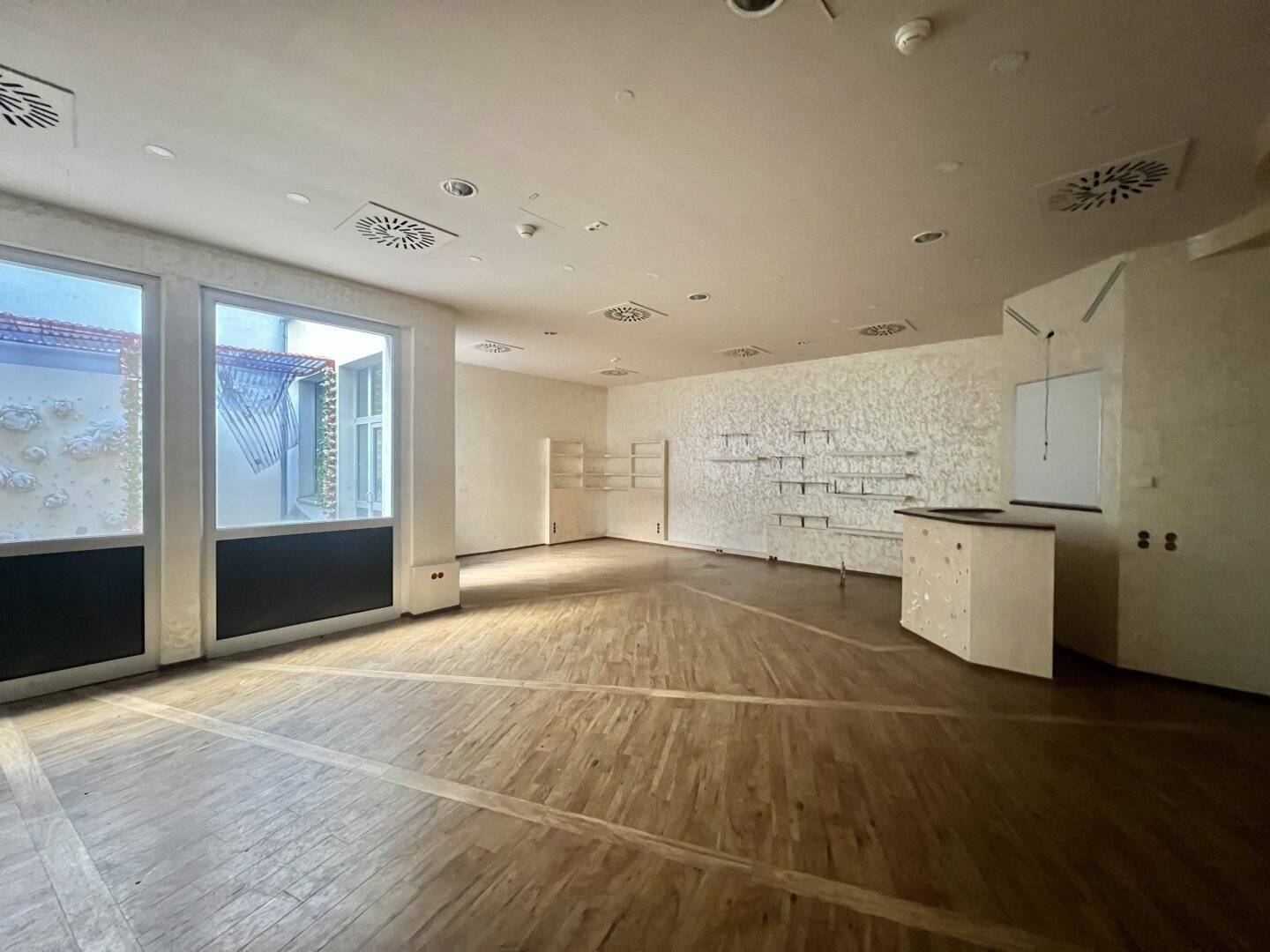 1060!  Retailfläche in der Passage Mariahilferstraße 103!