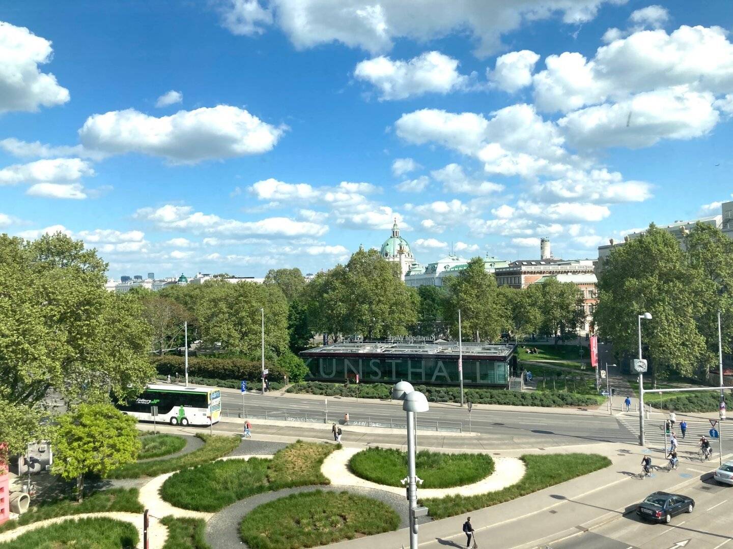 1010! Bürofläche/ca. 1.333m² in modernem Bürohaus mit phantastischem Blick!