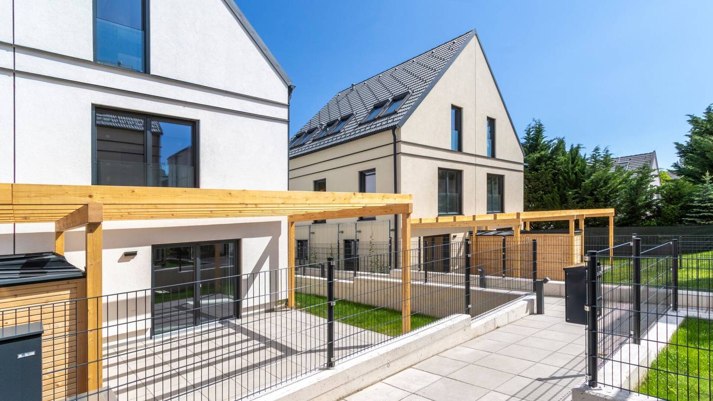 *FRÜHLINGSAKTION* JETZT 5% sparen! Exklusive Reihen- und Doppelhäuser am idyllischen Hunyadi Park mit Blick in den Park im ALTORT MARIA ENZERSDORF!