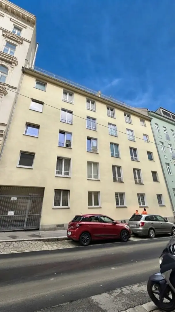 1150! Helle 2-Zimmer Wohnung mit großer Küche nahe Schwendermarkt//Äußere Mariahilferstraße! Super angebunden in die City!