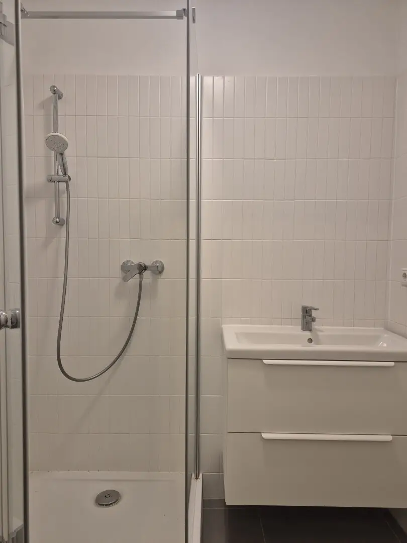1150! Helle 2-Zimmer Wohnung mit großer Küche nahe Schwendermarkt//Äußere Mariahilferstraße! Super angebunden in die City!