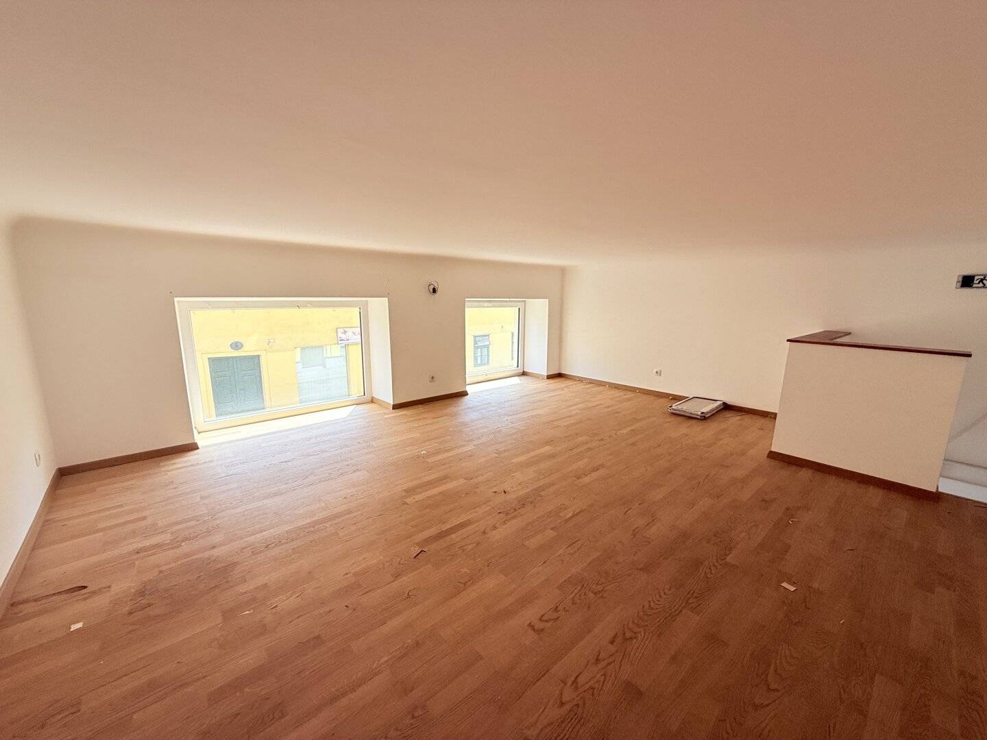 1130! Geschäftslokal mit Lagerraum in Top-Lage