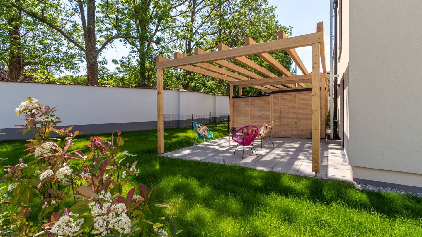 *FRÜHLINGSAKTION* JETZT 5% sparen! Exklusive Reihen- und Doppelhäuser am idyllischen Hunyadi Park mit Blick in den Park im ALTORT MARIA ENZERSDORF!