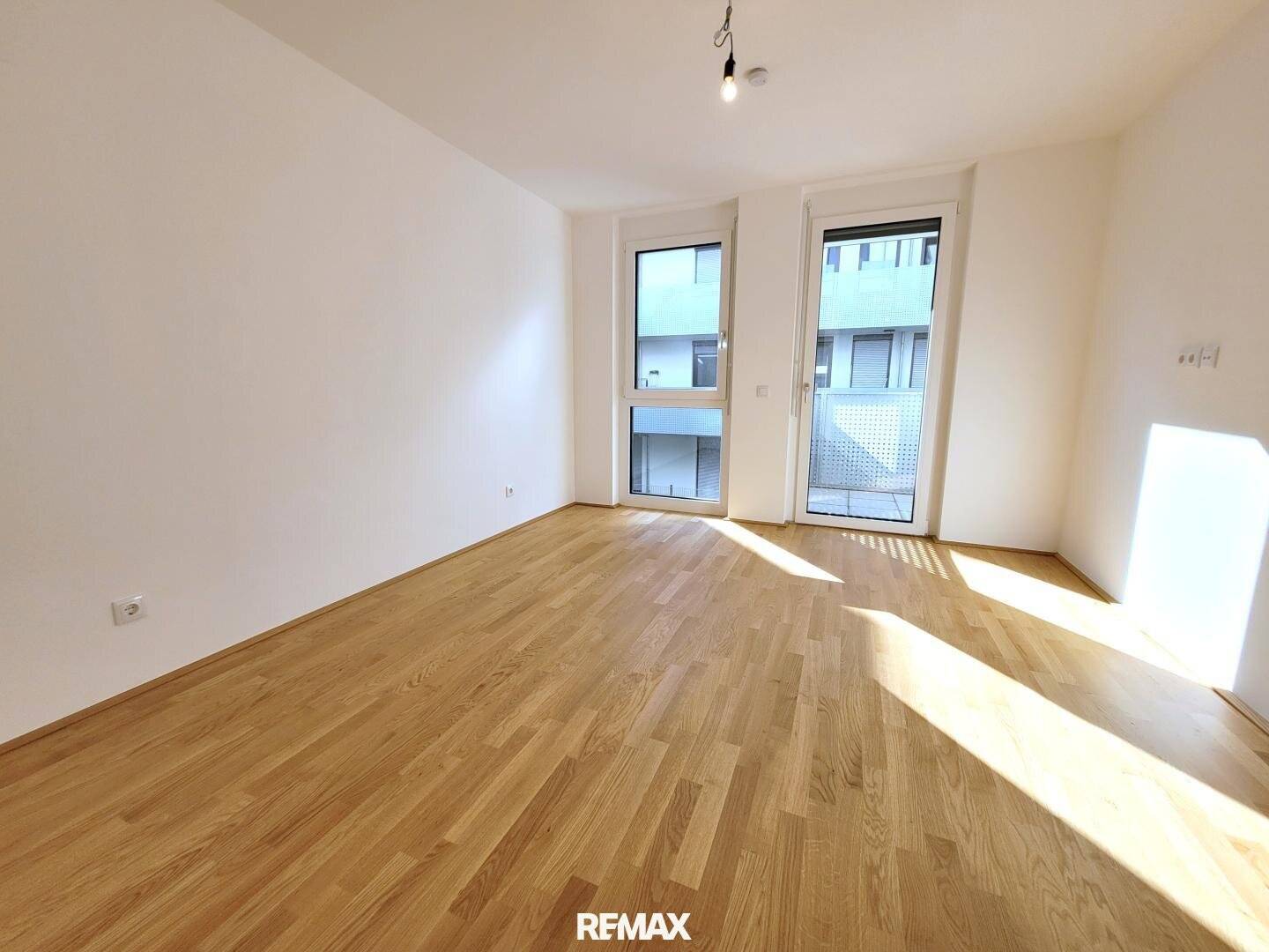 2-Zimmer Balkonwohnung - Erstbezug!
