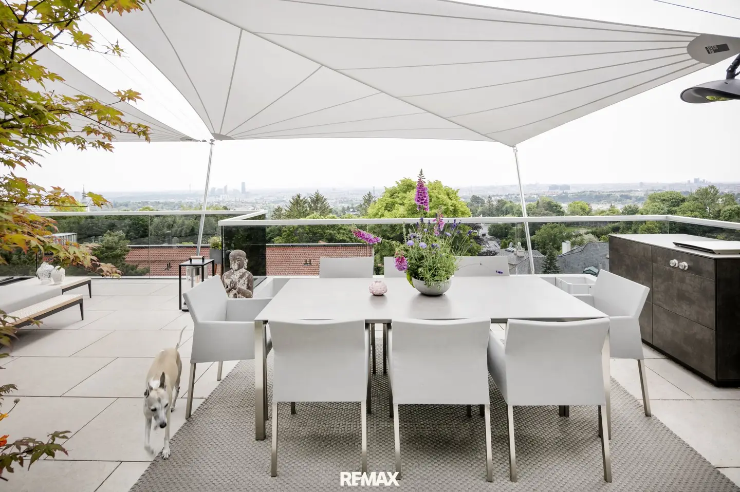 LUXUS-PENTHOUSE mit Infinity-Pool | Über den Dächern Wiens | Panoramablick