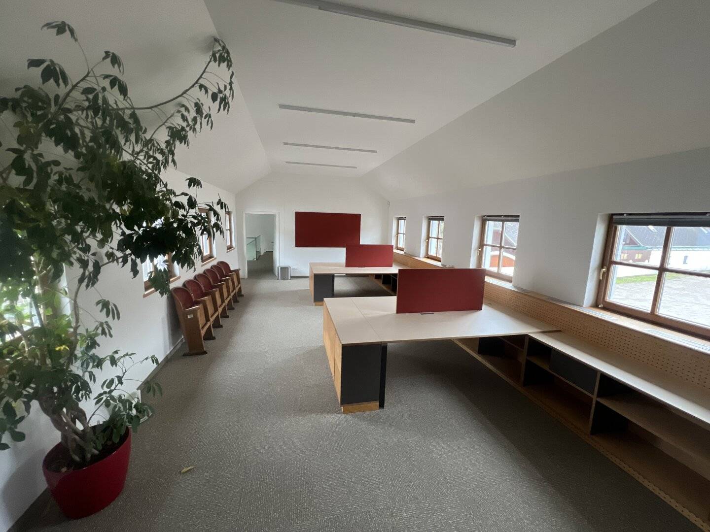 Perchtoldsdorf! Bürofläche in schönem Vierkanter!