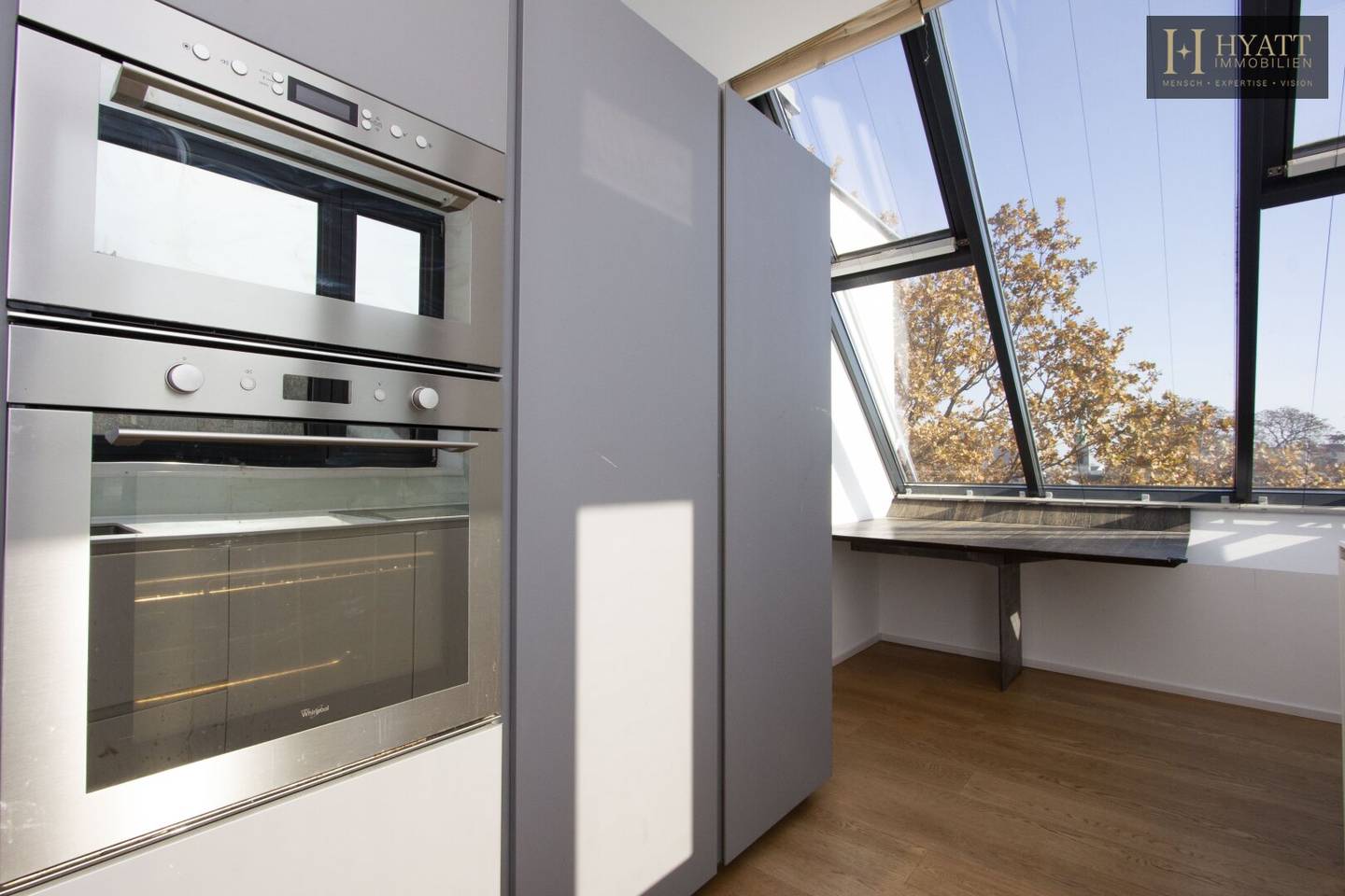 Luxuriöses DG - Penthouse | 1180 Wien | Stilvolles 5-Zimmer | 2 große Terrassen & Dachterrasse | exklusiver Design