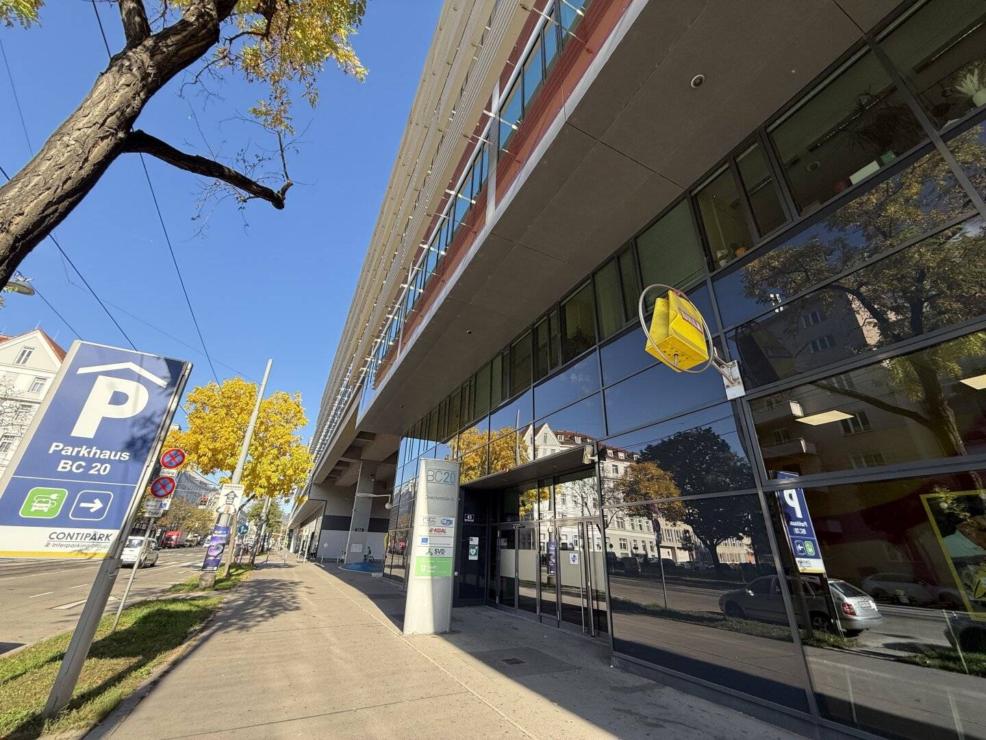 1200! BC 20 Bürohaus - letzte freie Fläche mit 335 m²! OPTIMALE Anbindung für Mitarbeiter!