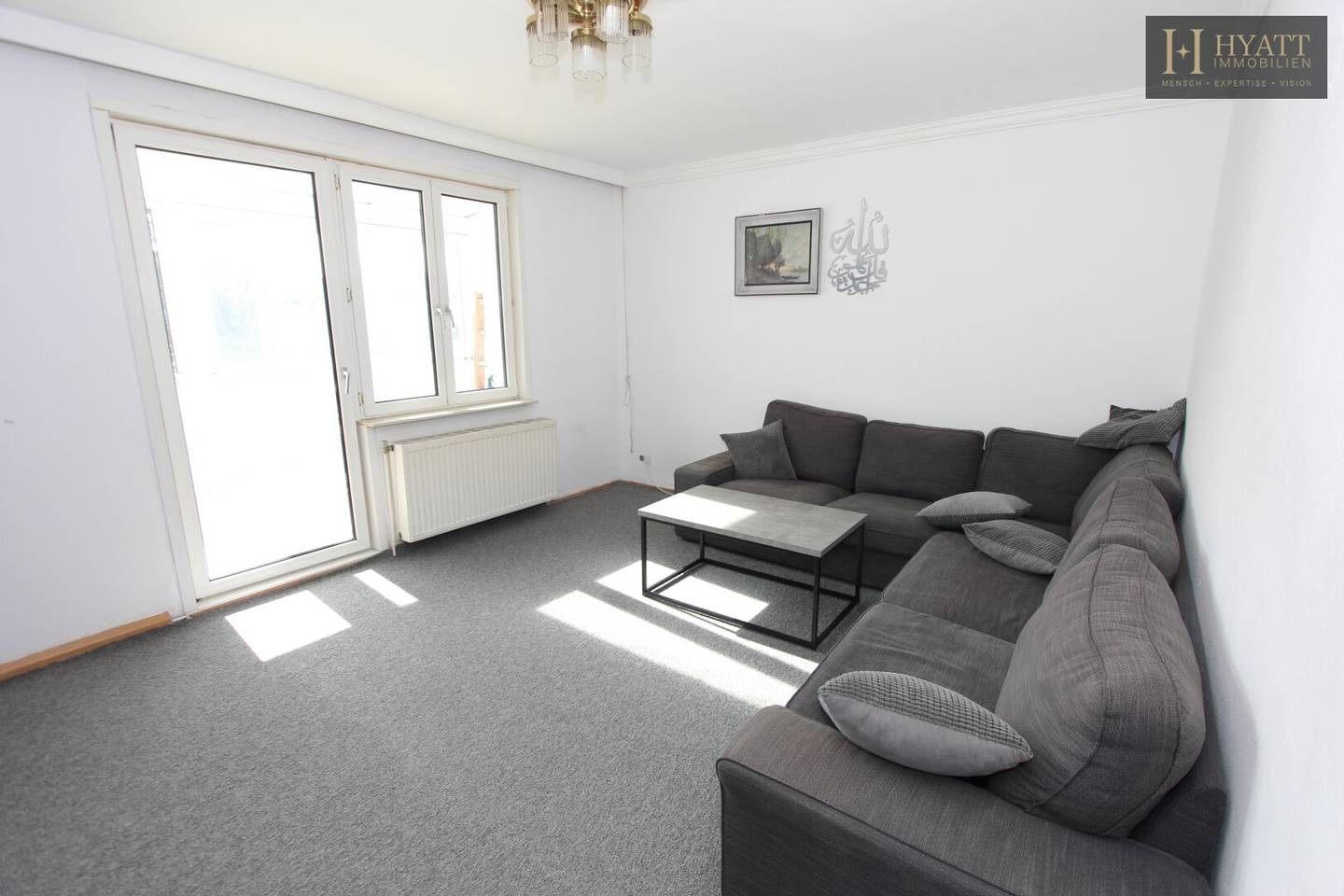 Charmante 3-Zimmer-Wohnung mit 2 Loggias in ruhiger Lage