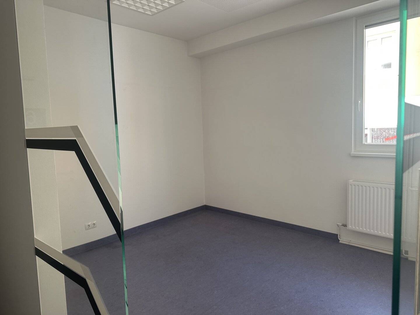 Tolle Gewerbefläche/  Bildungszentrum oder Ordination, extrem frequente Lage- Im Herzen der Altstadt- Busbahnhof vor dem Haus