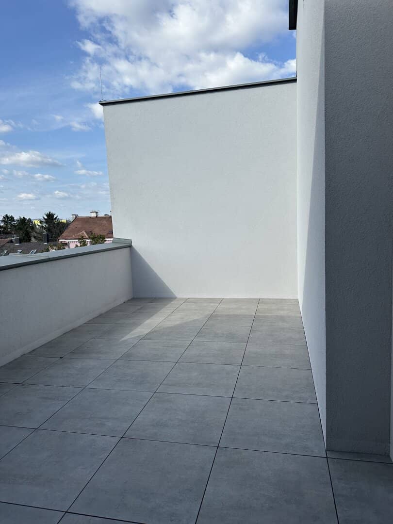 Top Anbindung- 5 Minuten zur U6 Perfekta Strasse, Ruhelage PUR-Sonnenbalkon